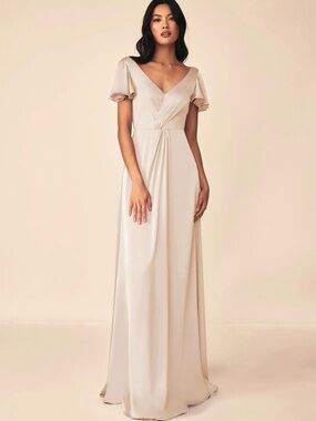 🆕 NWT Azazie Soren in White Alabaster A-Line Pleated Stretch Satin Maxi Dress